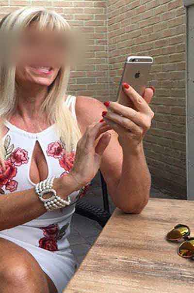 Cecilia, 51 ar, Skärblacka